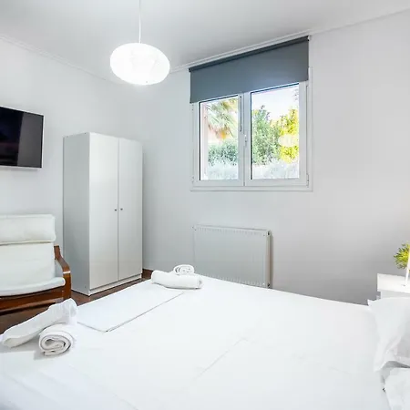 Вилла Villa34 Family Renew, Relax, Revitalise Agia Marina (Attica)