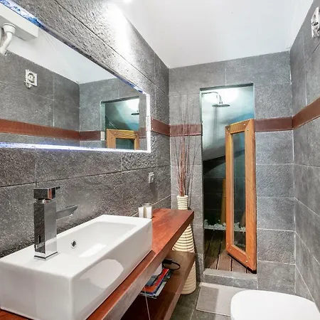 Вилла Villa34 Family Renew, Relax, Revitalise Agia Marina (Attica)